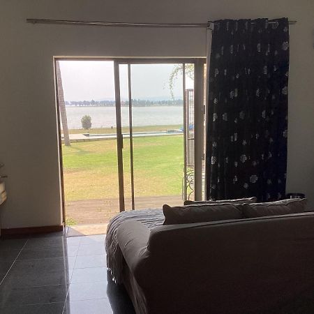 The Vaal Guesthouse Oranjeville Luaran gambar